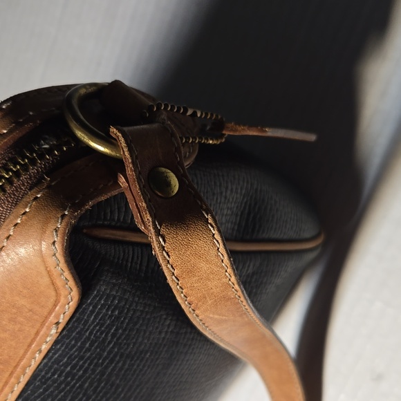 Vintage coach two tone - Picture 2 of 13